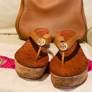 TB hobo handbag & Wedges